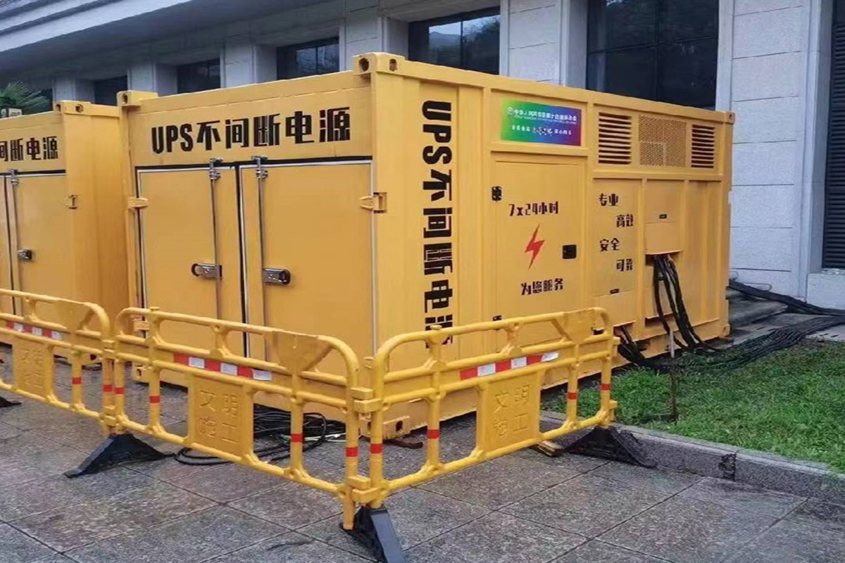 平武发电机租赁施工现场